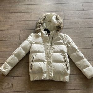 Woman’s Juicy Couture puffer jacket